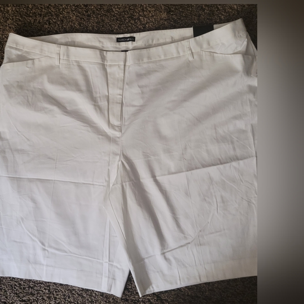 New Fashion Bug White Shorts Plus Sz 28W - Picture 5 of 6